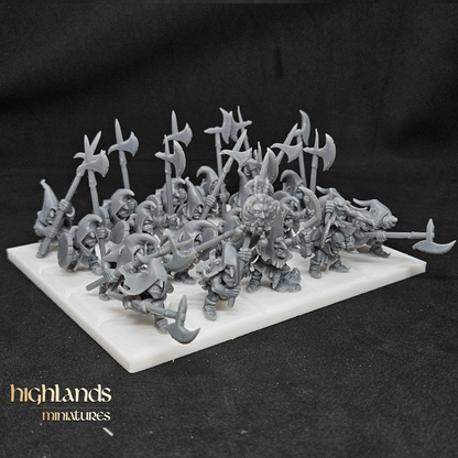 Duendes del pantano con picas