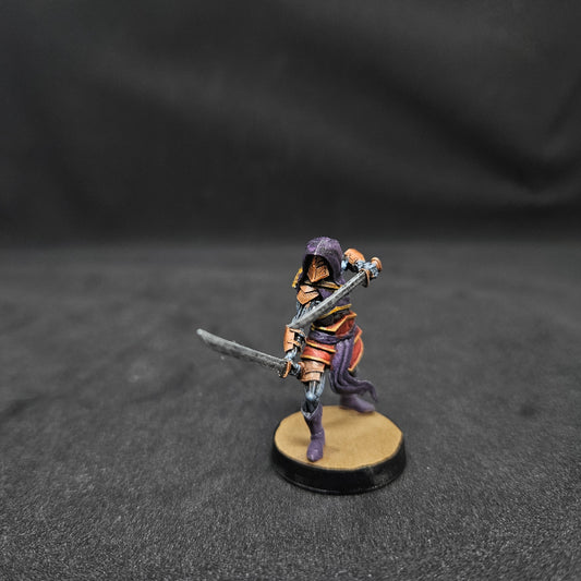 Luchadora nacida del hierro femenina de ónix