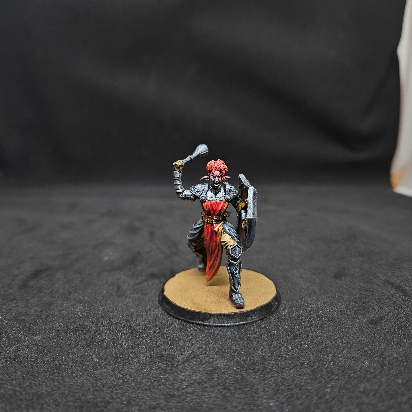 Annote Female Firbolg Cleric