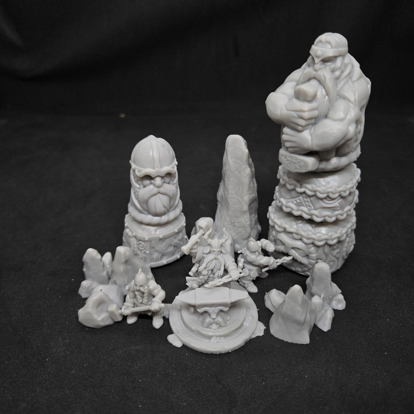 Ancient Dwarf Forge and Great Dwarf Runemaster