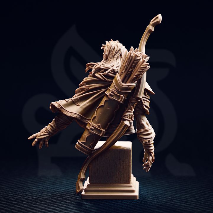 Sactarin - Sun Elf Tracker Bust