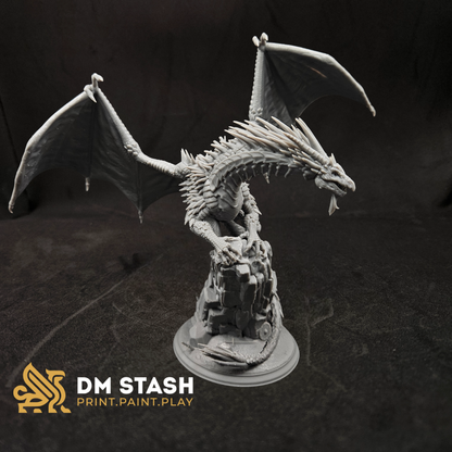 Gintharax – Adult Silver Dragon