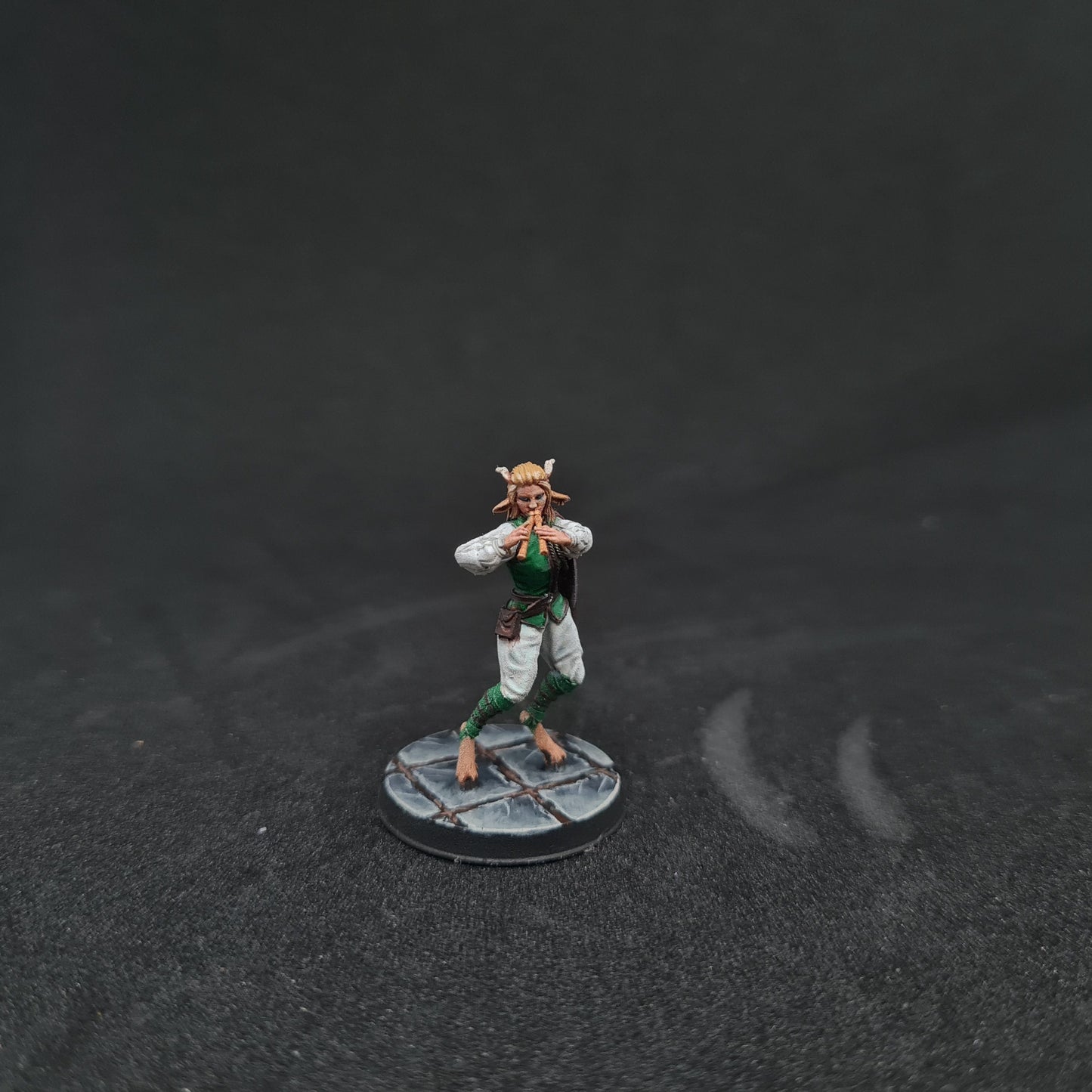 Talryn Female Satyr Bard